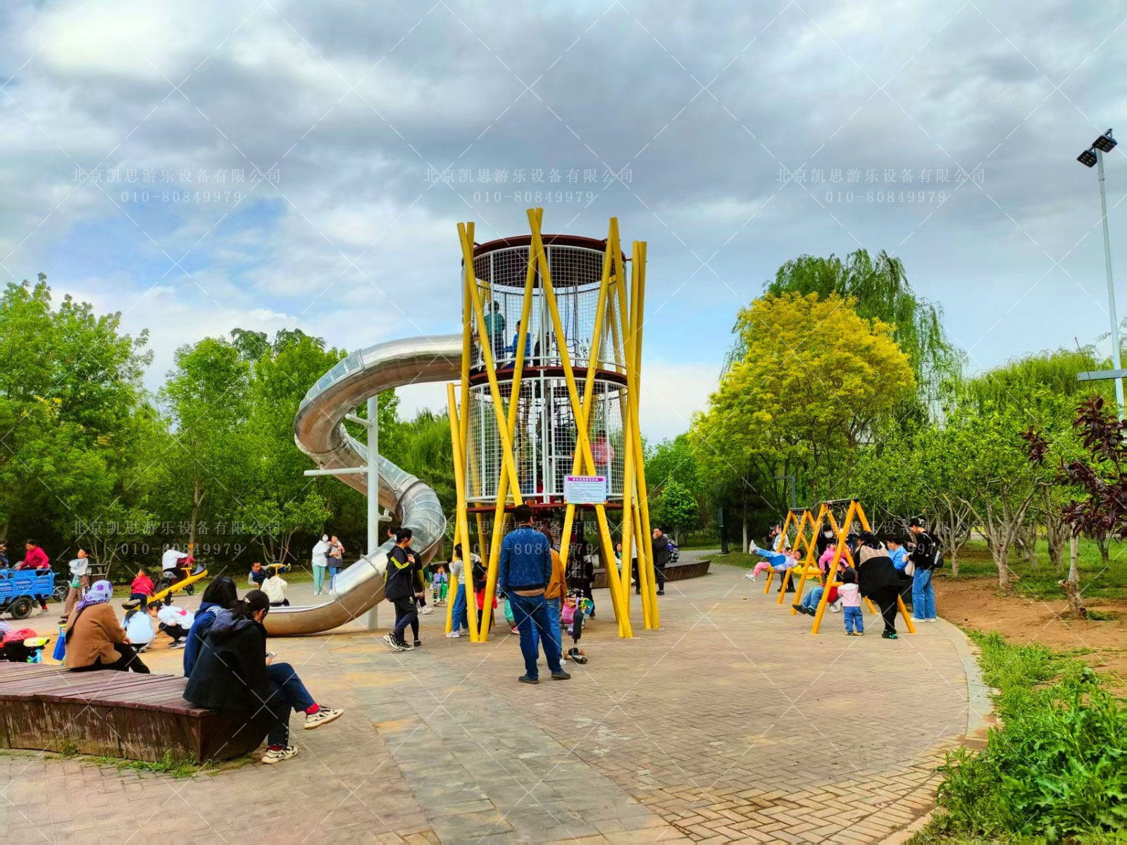 景区游乐设备-(2).jpg