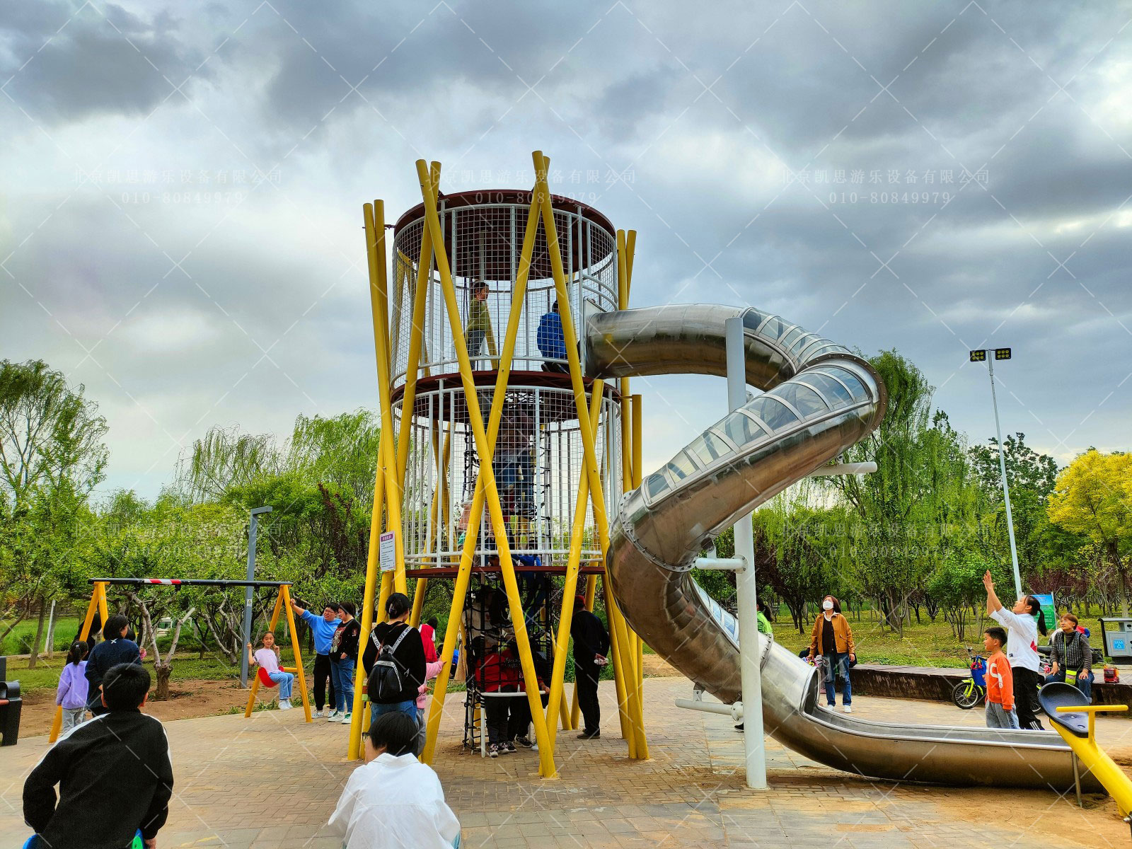 景区游乐设备-(1).jpg